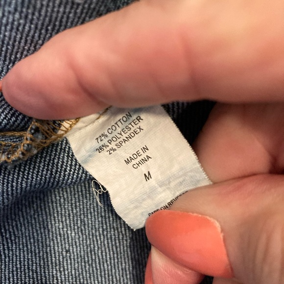 Jean jacket - Picture 7 of 7